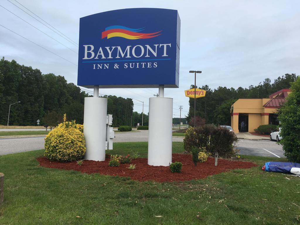 Baymont By Wyndham Rocky Mount I-95 Hotel Bagian luar foto